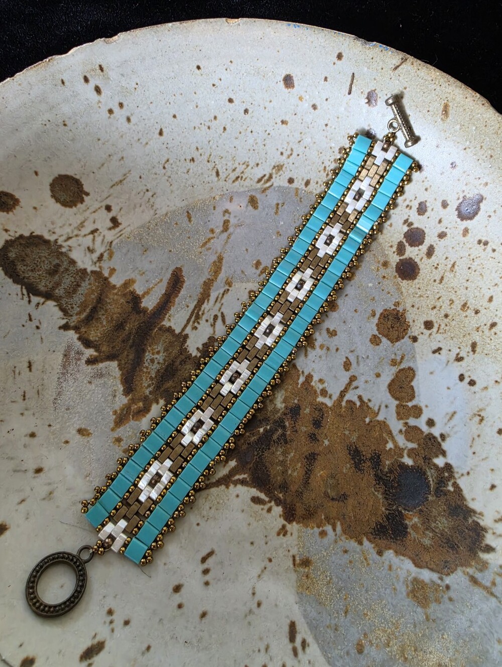 Turquoise Bead Bracelet With Accent Beads